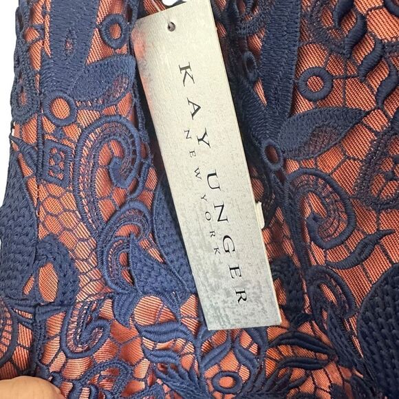 Kay Unger Claudia Navy Floral Lace Walk Thru Cocktail Dress | Size 4 - Picture 12 of 13